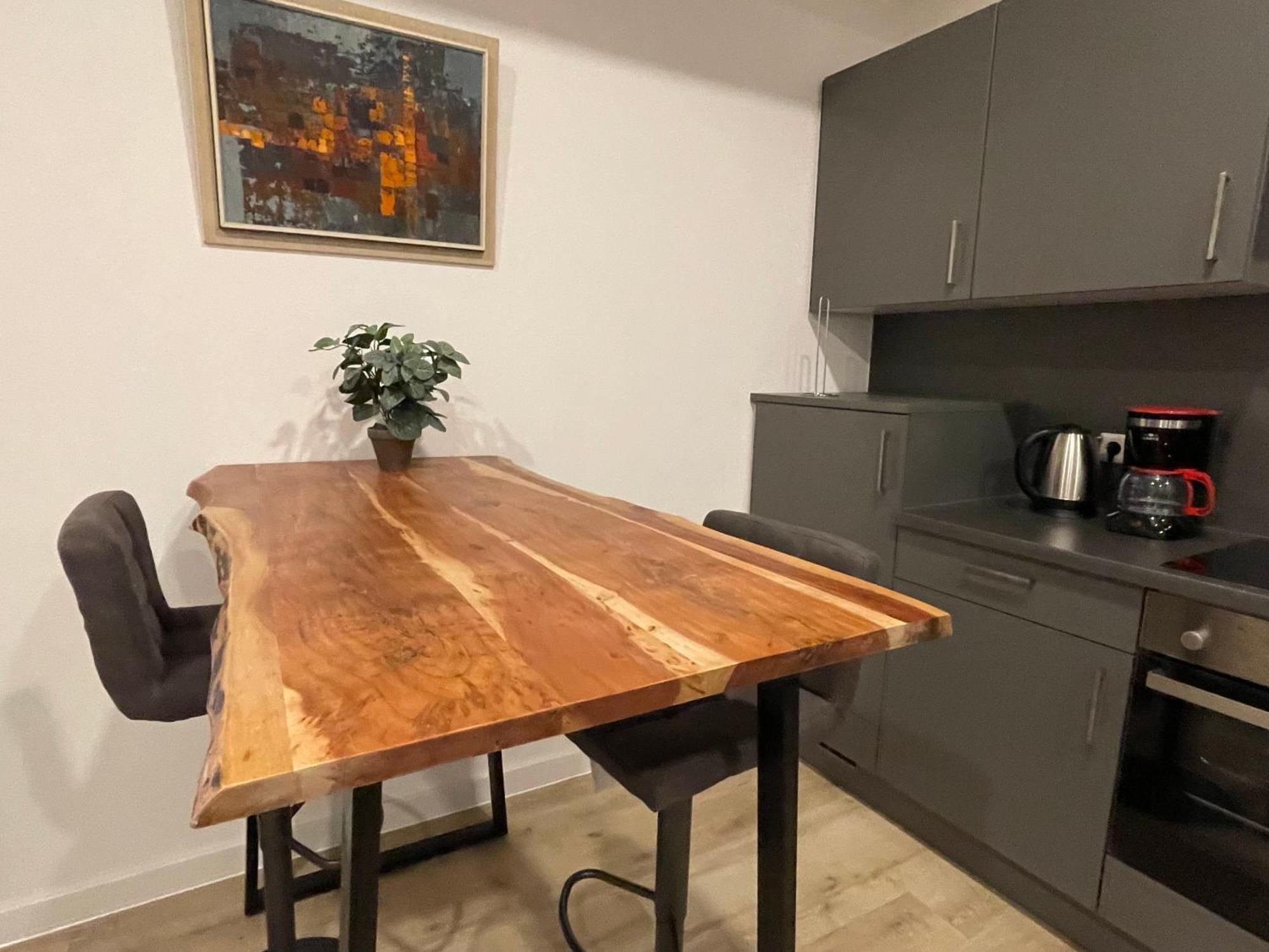 Wunderschoenes Apartment Am Schloessle Zentrum Pforzheim Bagian luar foto