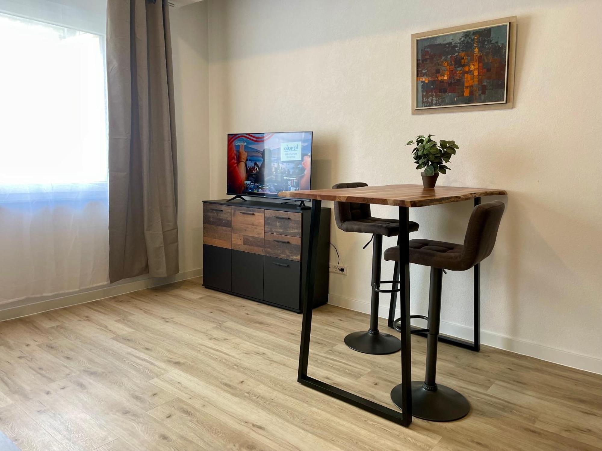 Wunderschoenes Apartment Am Schloessle Zentrum Pforzheim Bagian luar foto