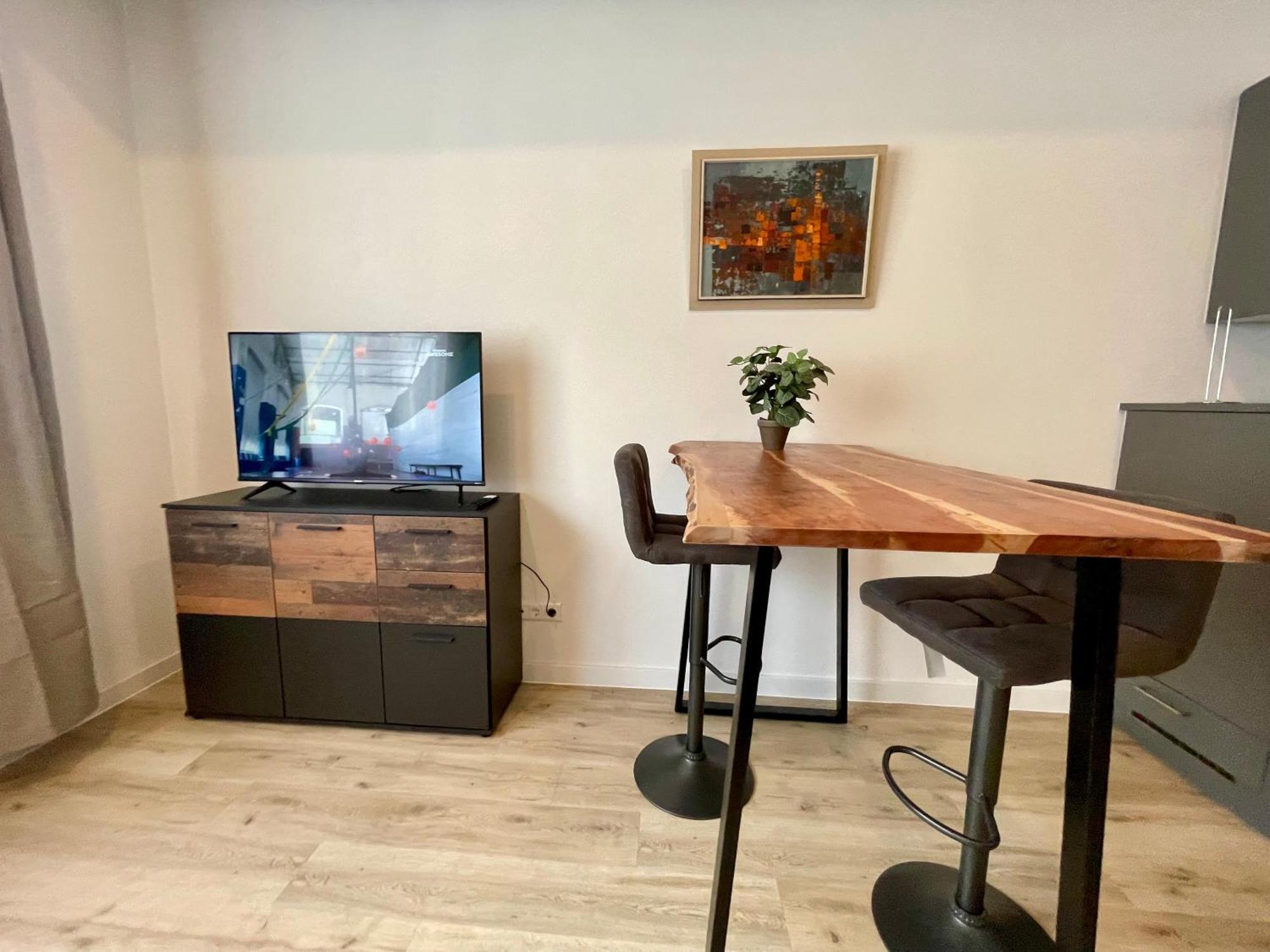 Wunderschoenes Apartment Am Schloessle Zentrum Pforzheim Bagian luar foto